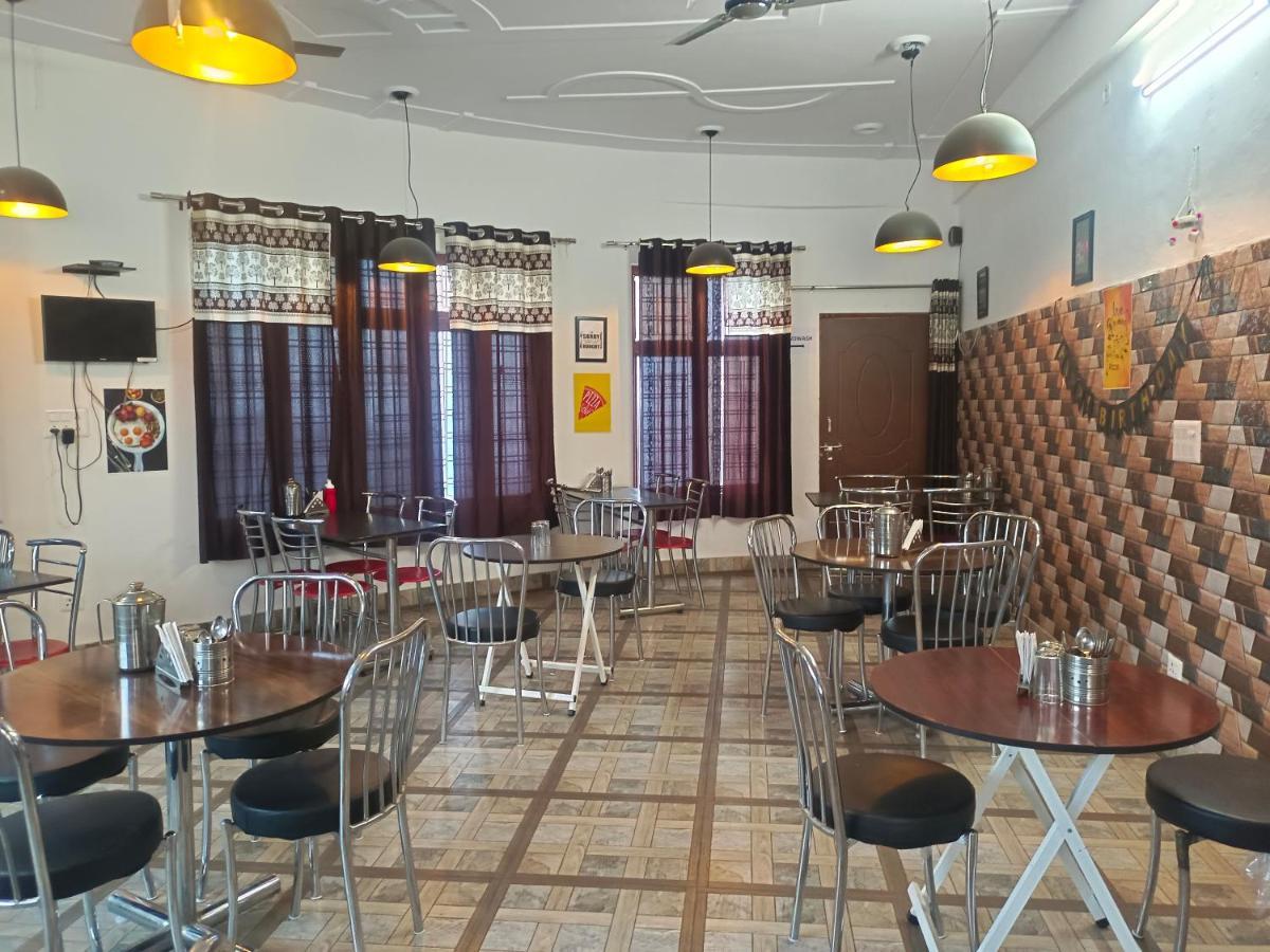 Hotel Shiv Palace New Tehri Kültér fotó